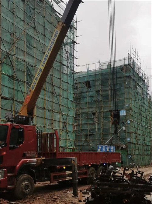 迁西县“慢工细活”—— 吊车的 “微动控制” 技术